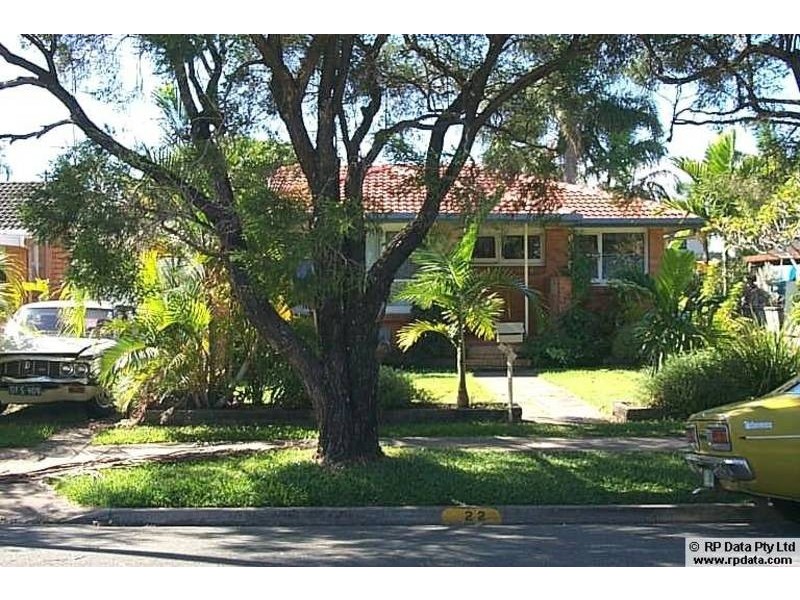 22 Reynolds Avenue, Labrador QLD 4215