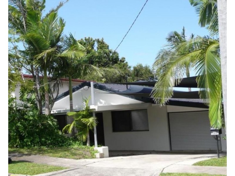 5 Kuranga Avenue, Southport QLD 4215