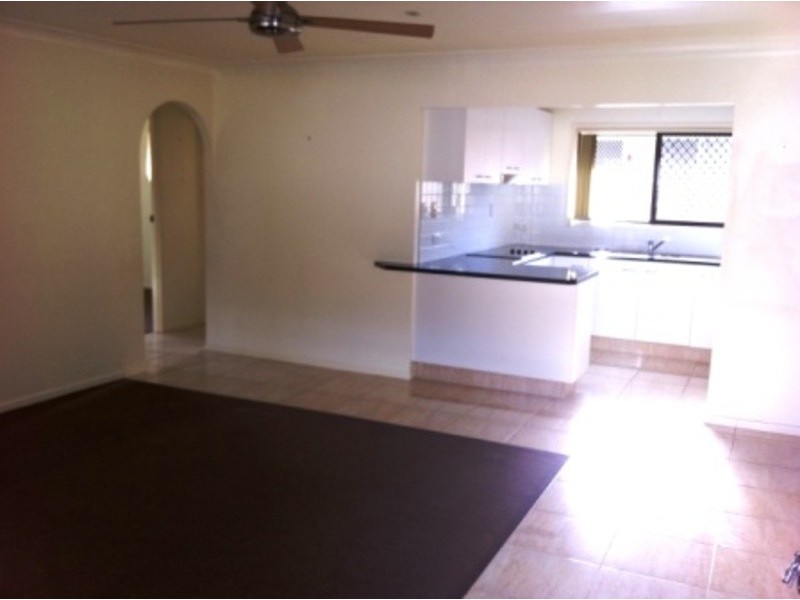 1/35 Terrigal Crescent, Southport QLD 4215