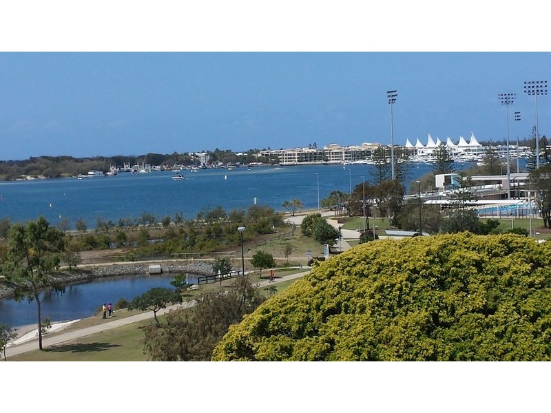 53/106 Marine Parade, Southport QLD 4215