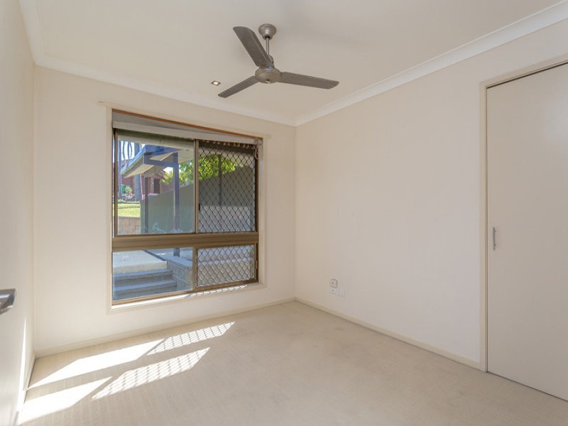 10 Milbong Terrace, Ashmore QLD 4214