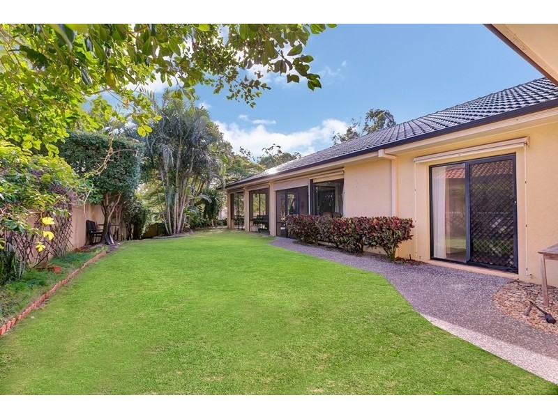 42 Arun Drive, Arundel QLD 4214