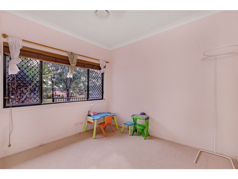 42 Arun Drive, Arundel QLD 4214