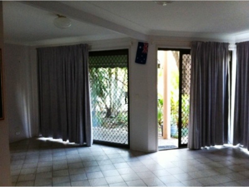 7/202 Central Street, Labrador QLD 4215