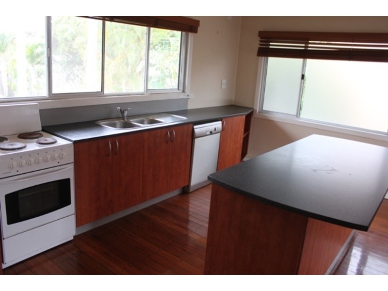 3 Skiff Street, Southport QLD 4215