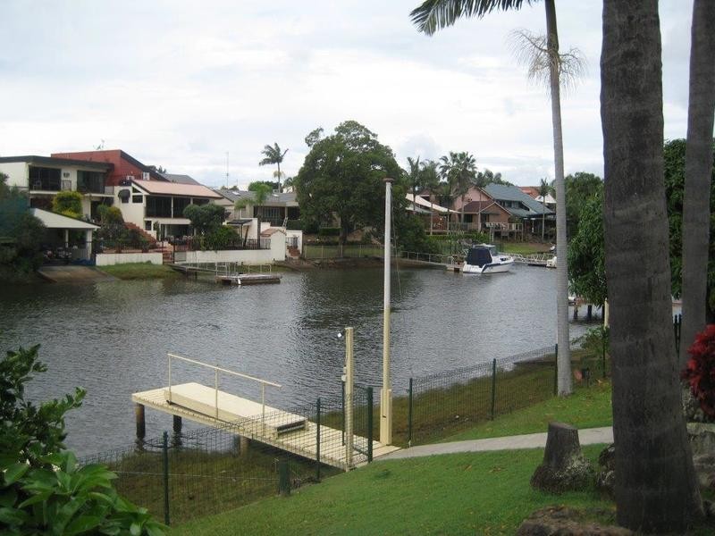 27 Gregory Drive, Carrara QLD 4211