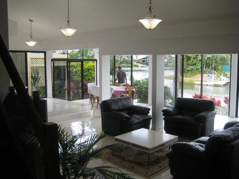 27 Gregory Drive, Carrara QLD 4211