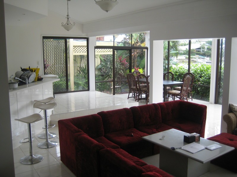 27 Gregory Drive, Carrara QLD 4211