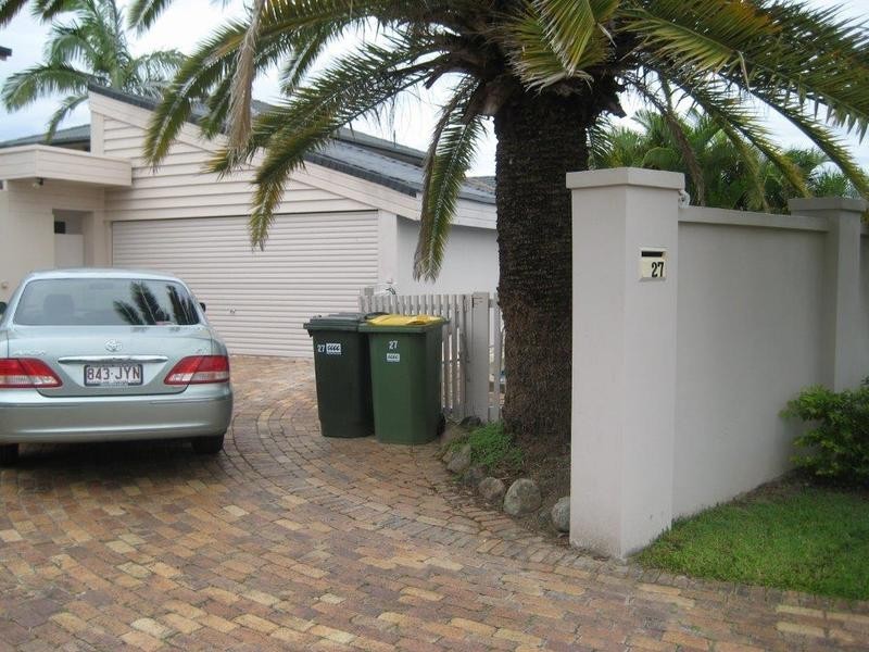 27 Gregory Drive, Carrara QLD 4211