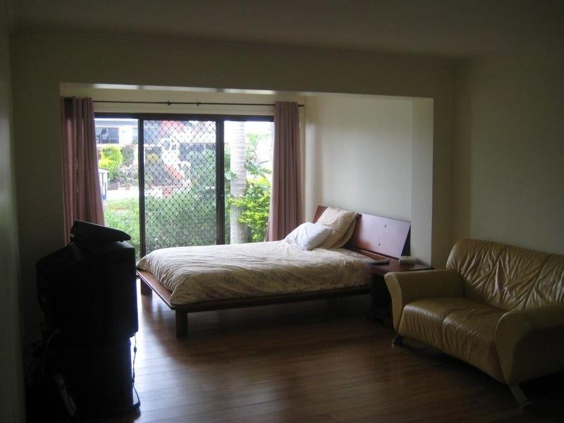 27 Gregory Drive, Carrara QLD 4211