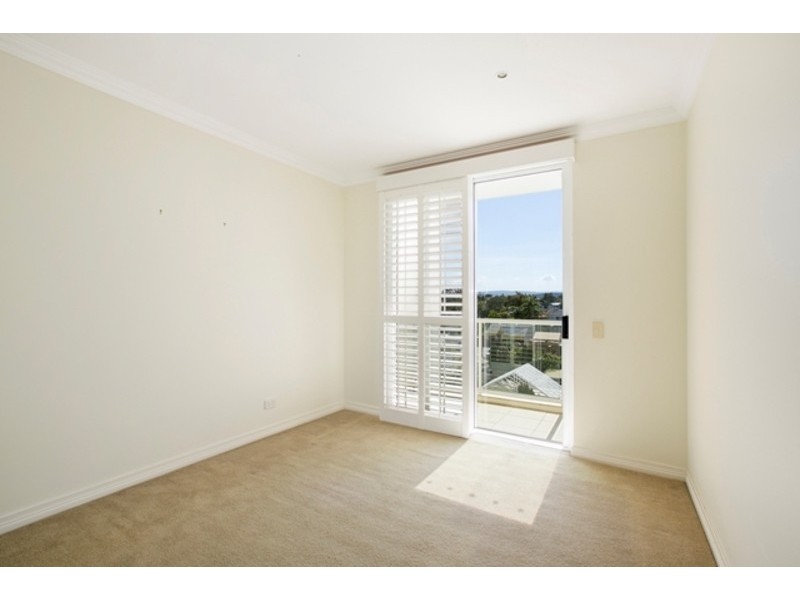 403/212 Marine Parade, Labrador QLD 4215