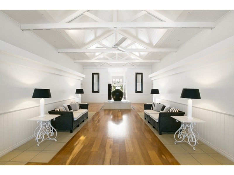 403/212 Marine Parade, Labrador QLD 4215