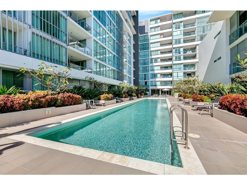 Broadbeach Waters QLD 4218