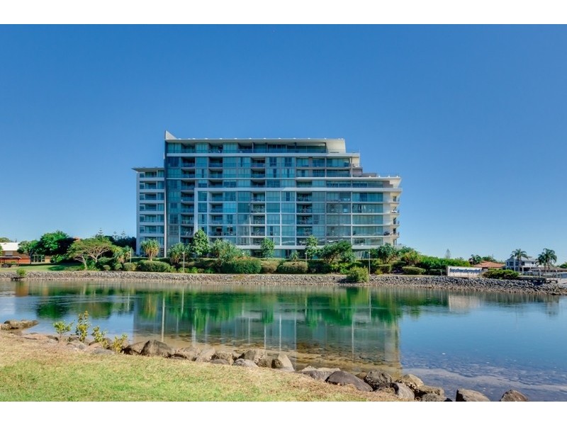 Broadbeach Waters QLD 4218