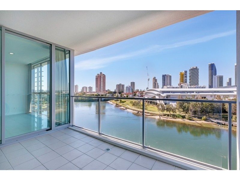 Broadbeach Waters QLD 4218