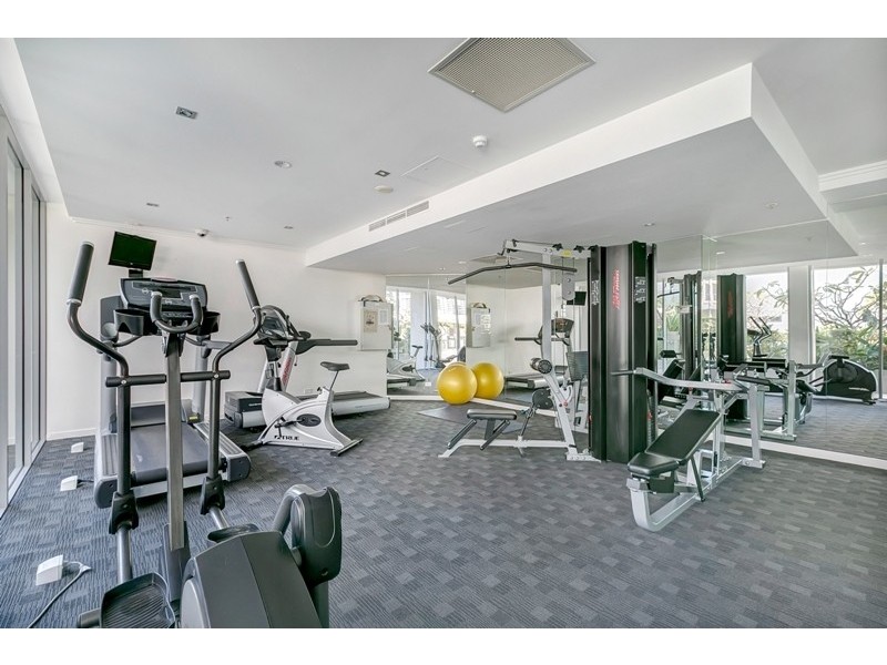 Broadbeach Waters QLD 4218