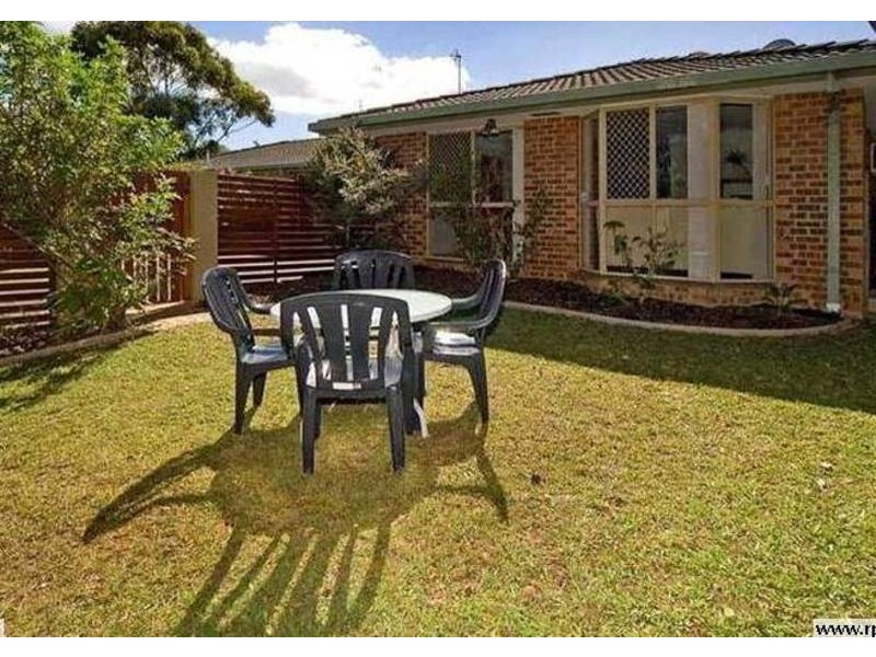 2/13 Napper Road, Arundel QLD 4214
