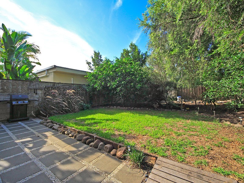 9 yacht Street, Southport QLD 4215