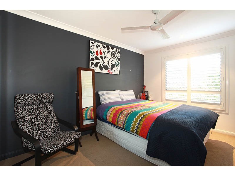 2/4 Bradbrook Street, Southport QLD 4215