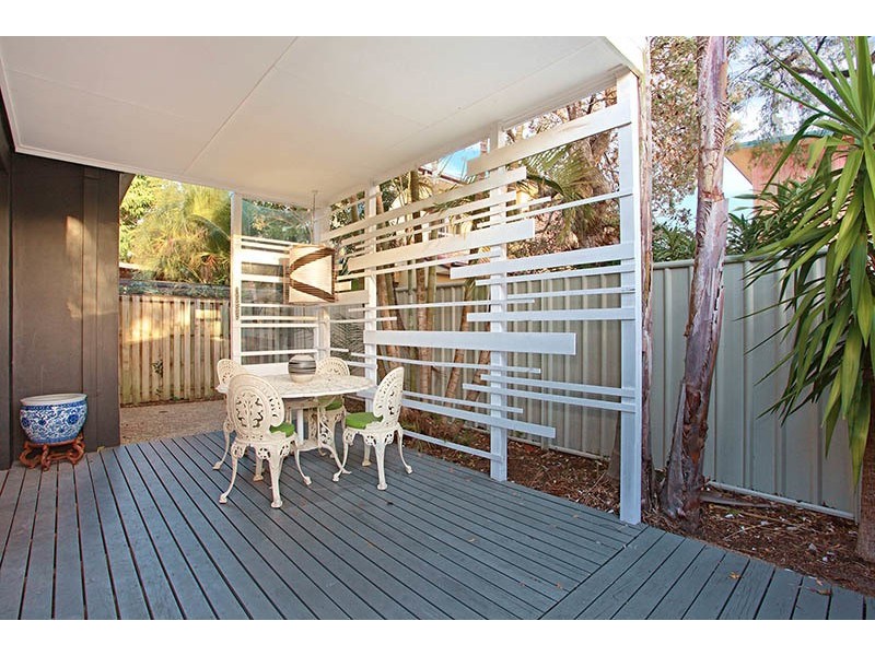 2/4 Bradbrook Street, Southport QLD 4215