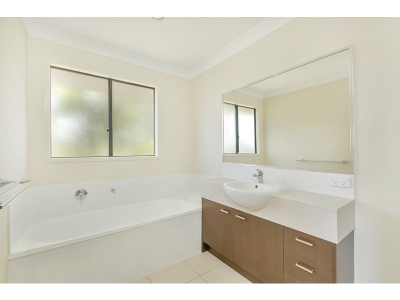 11A Bixa Street, Southport QLD 4215