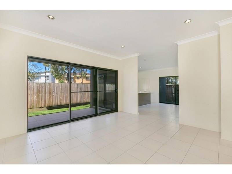 11A Bixa Street, Southport QLD 4215