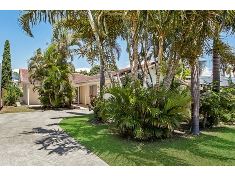 16 York Street, Southport QLD 4215