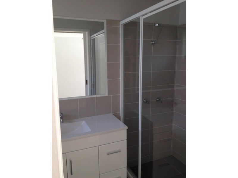 16 York Street, Southport QLD 4215