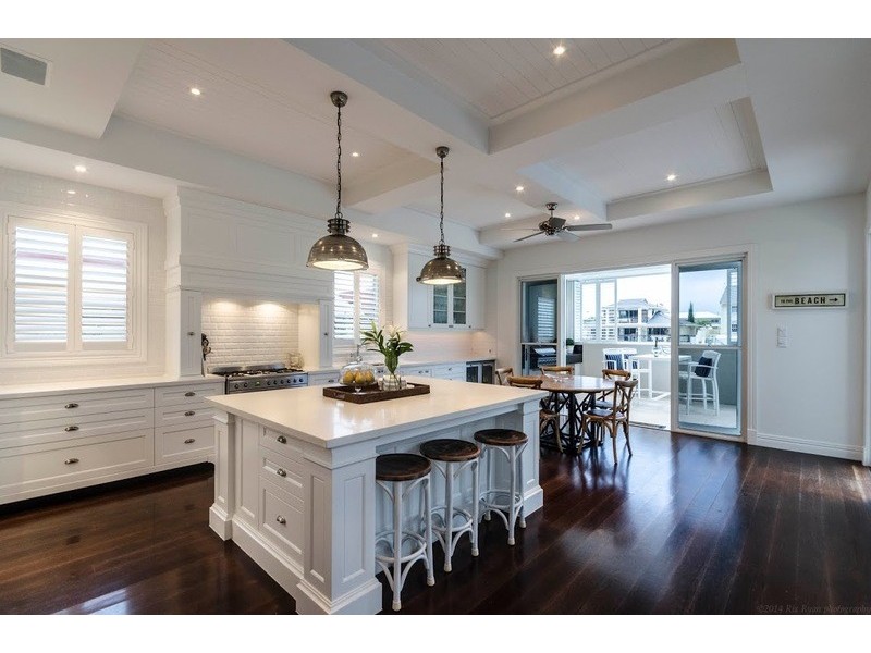 20 Neptune Court, Paradise Waters QLD 4217