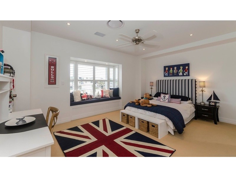 20 Neptune Court, Paradise Waters QLD 4217