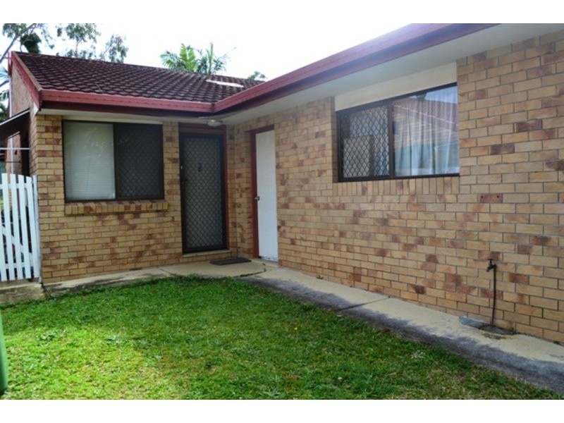 1/193 Central Street, Labrador QLD 4215