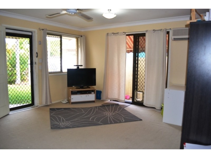 1/193 Central Street, Labrador QLD 4215