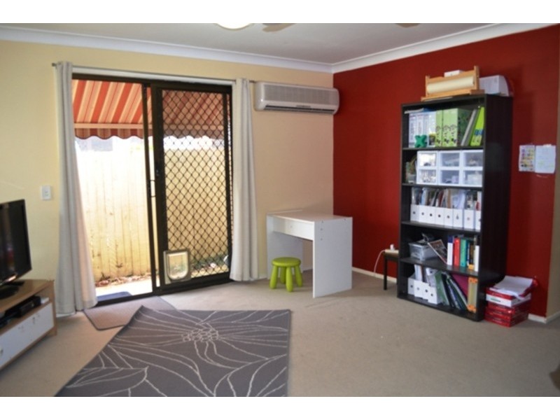 1/193 Central Street, Labrador QLD 4215