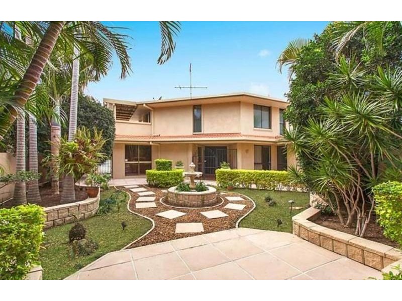 21 Buccaneer  Court, Paradise Waters QLD 4217