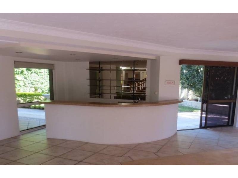 21 Buccaneer  Court, Paradise Waters QLD 4217