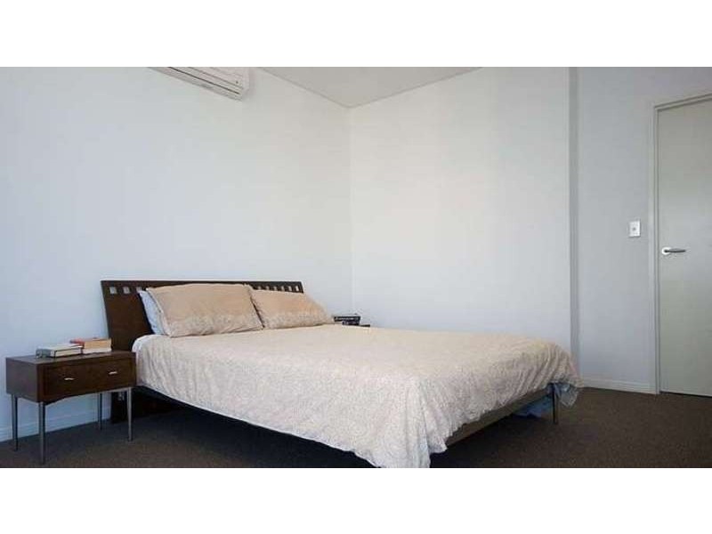 2401/4 Como Crescent, Southport QLD 4215