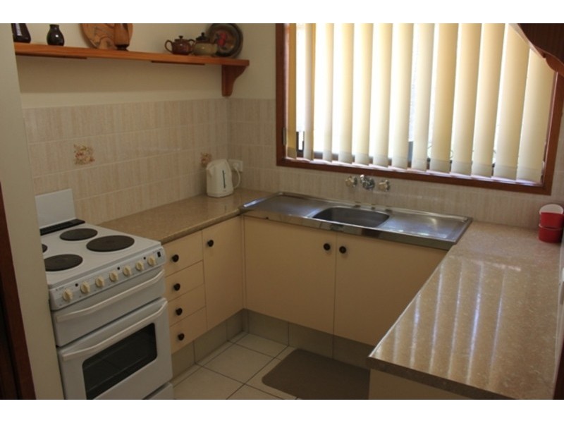 1/19 Wynflo Street, Labrador QLD 4215