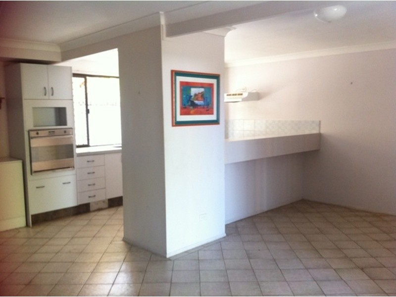 7/202 Central Street, Labrador QLD 4215