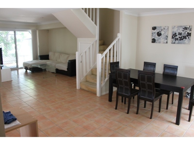 4/192 Queen Street, Southport QLD 4215