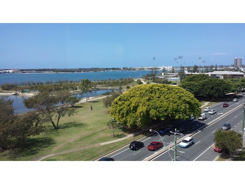 46/106 Marine Parade, Southport QLD 4215