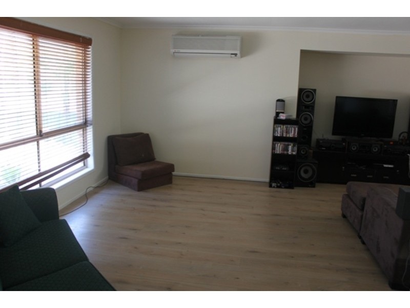 693 Ashmore Road, Molendinar QLD 4214
