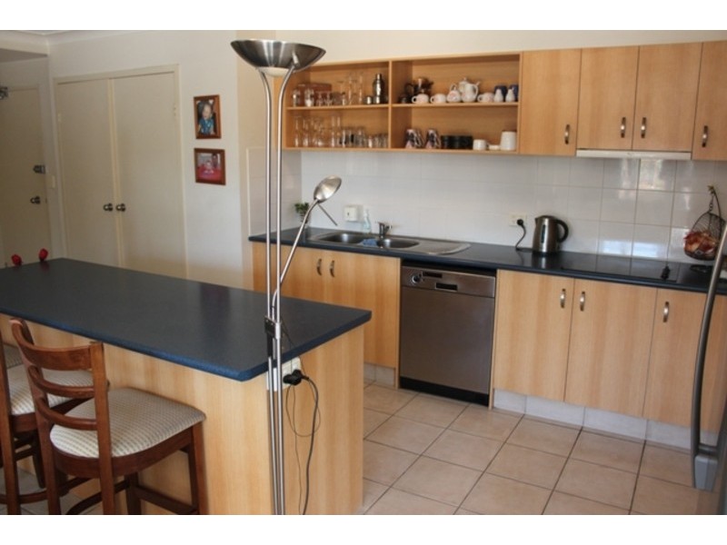 5/18 Parker Street, Labrador QLD 4215