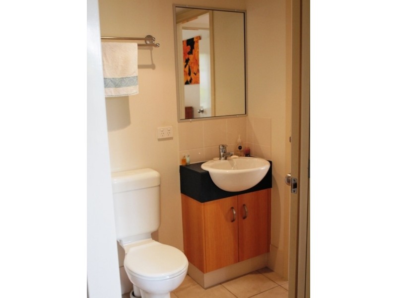 5/18 Parker Street, Labrador QLD 4215