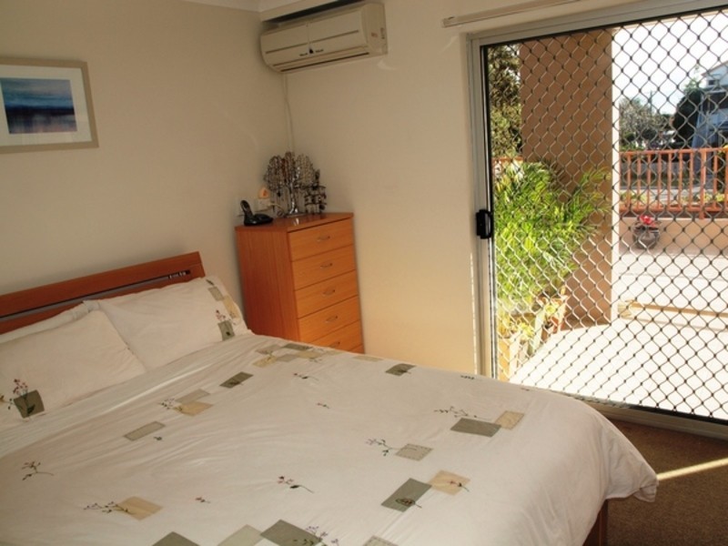 5/18 Parker Street, Labrador QLD 4215