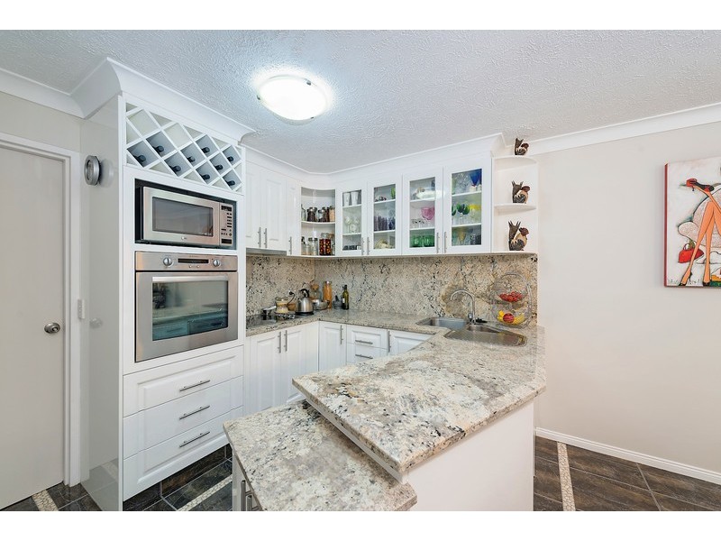 9/51 Bauer Street, Southport QLD 4215