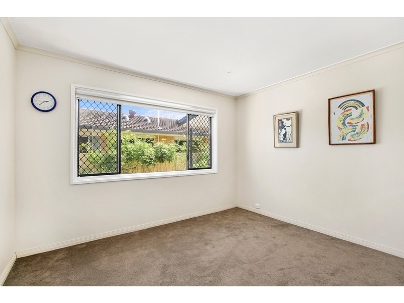 40 Ashgrove Avenue, Runaway Bay QLD 4216