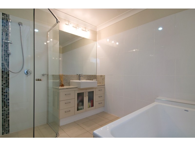 2/36 Beale Street, Southport QLD 4215