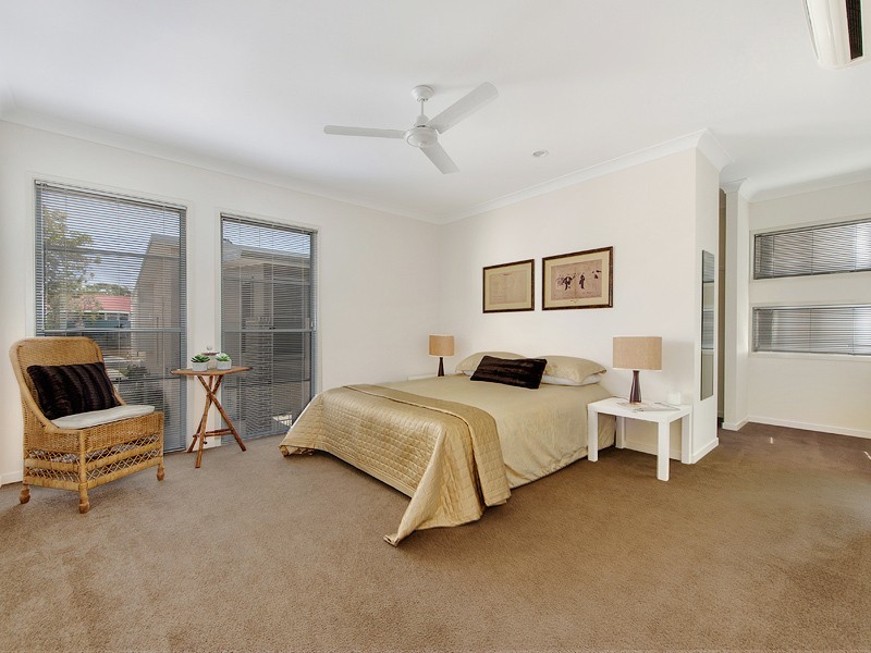 3/39 Gordon Street, Labrador QLD 4215