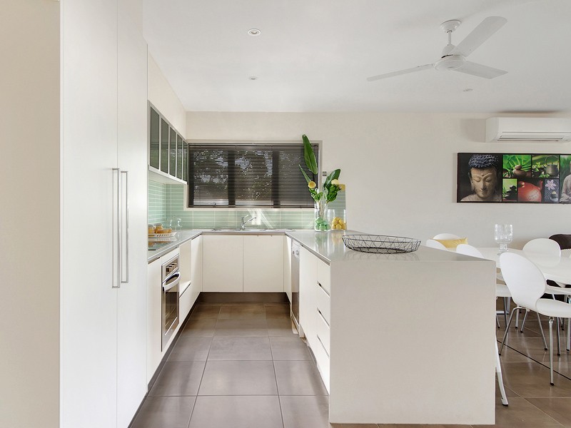 3/39 Gordon Street, Labrador QLD 4215