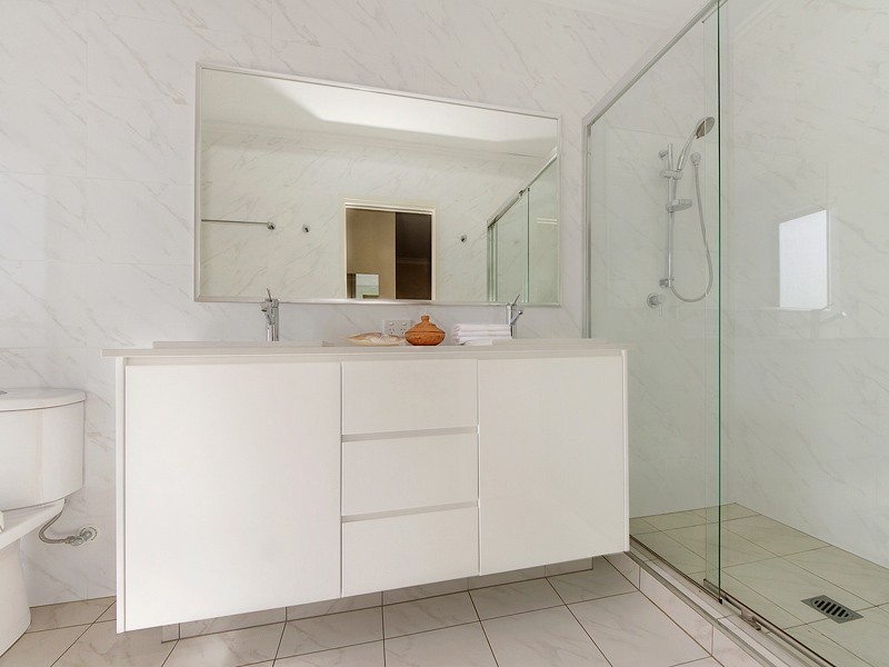 3/39 Gordon Street, Labrador QLD 4215